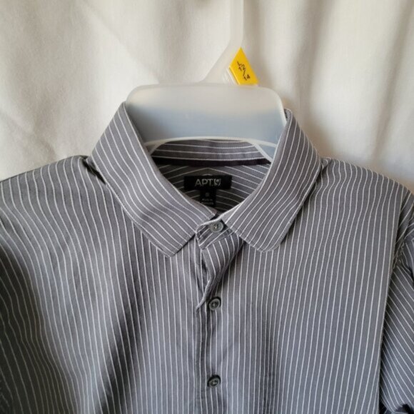Apt. 9 Small Men's Dress Shirt Gray White Striped Button Down collar long sleeve - Picture 6 of 8